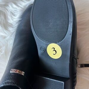 Michael kors girls size 3 booties. Never worn